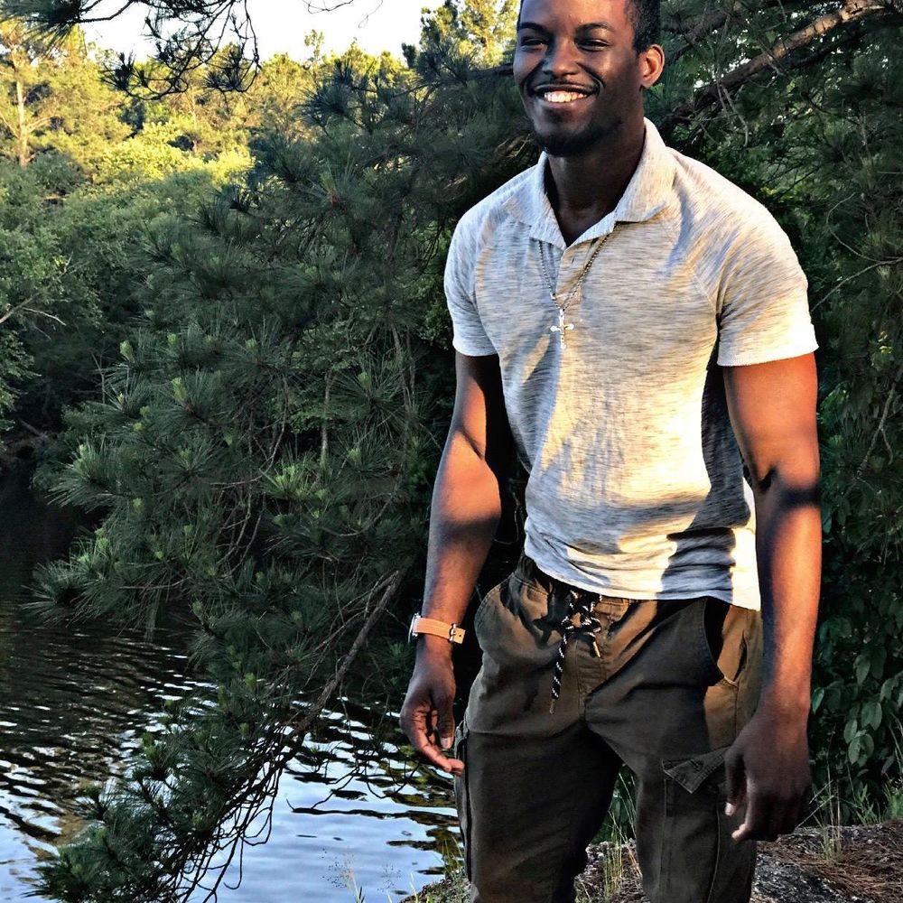 Meet your Posher, Deyleon